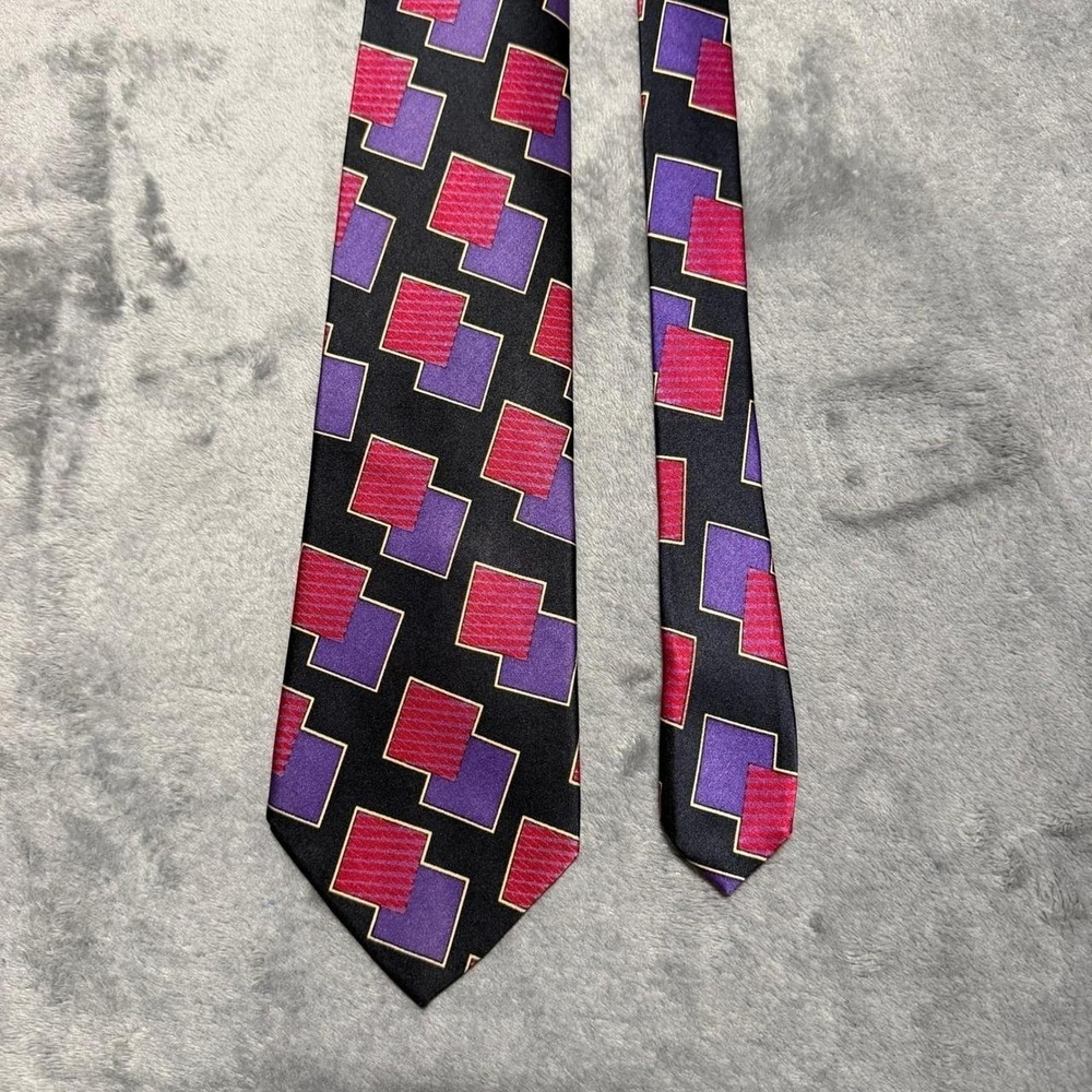 VIntage Gianni Biagiotti Mens Silk Neck Tie Geometric Purple Pink Black‎ Italy